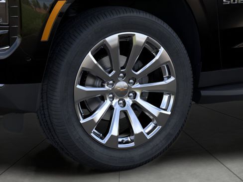 New 2025 Chevrolet Suburban Premier w/ Sun And Tow Package image 9