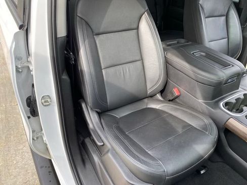 Used 2019 Chevrolet Silverado 1500 RST AWD/4WD image 34