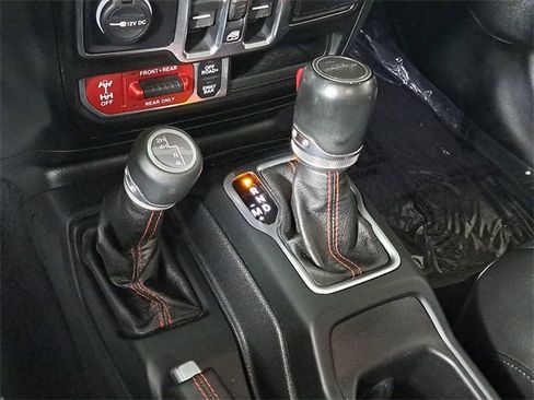 Used 2020 Jeep Gladiator Rubicon image 31