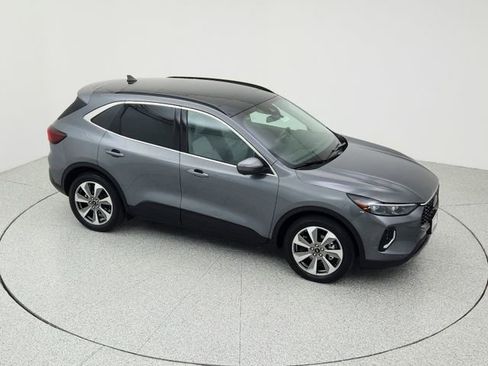 Used 2023 Ford Escape Platinum w/ Premium Technology Package image 14