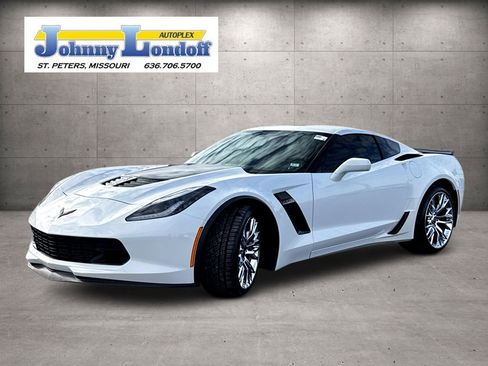Used 2015 Chevrolet Corvette Z06 w/ 2LZ Preferred Equipment Group image 4