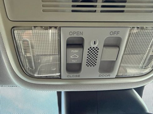 Used 2014 Honda Accord EX-L image 42