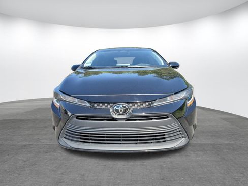 Used 2024 Toyota Corolla LE image 18