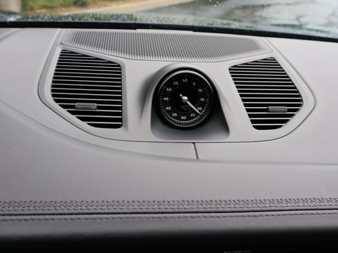 Certified 2024 Porsche Cayenne S AWD/4WD image 23