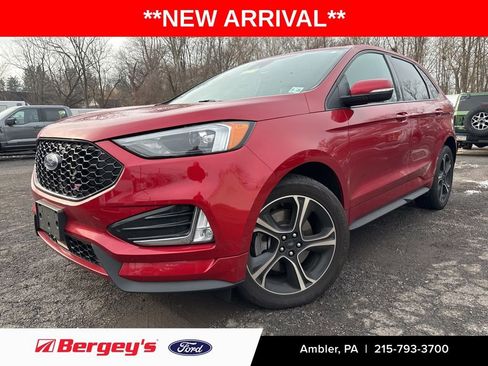 Used 2022 Ford Edge ST image 1