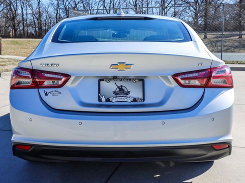 Used 2022 Chevrolet Malibu LT image 17