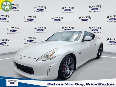Used 2014 Nissan 370Z Touring w/ Sport Package RWD image 1