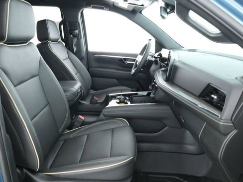 Used 2025 Chevrolet Tahoe Premier image 22