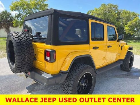 Used 2020 Jeep Wrangler Unlimited Sahara AWD/4WD image 5