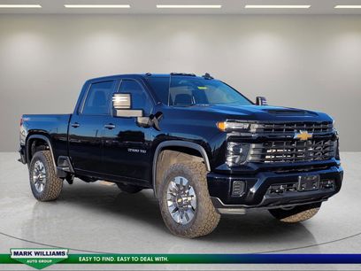 Used 2024 Chevrolet Silverado 2500 Custom w/ Custom Value Package