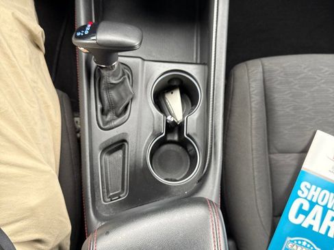 Used 2025 Dodge Durango GT image 21