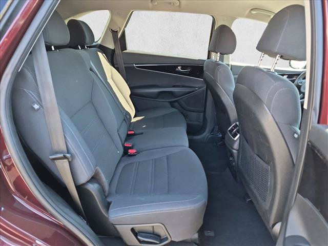 Used 2018 Kia Sorento LX AWD/4WD image 19