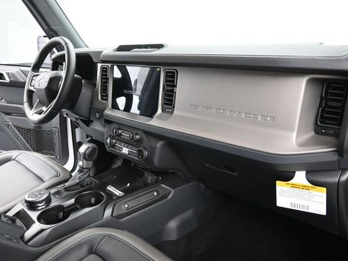 New 2025 Ford Bronco Outer Banks image 24