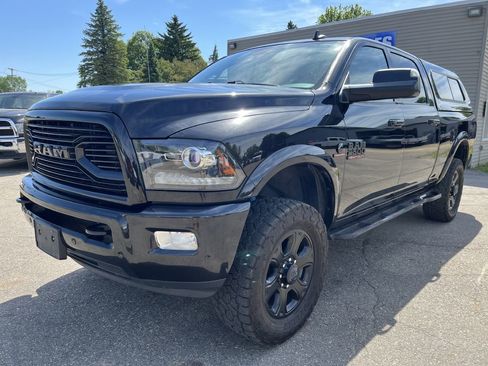 Used 2018 RAM 2500 Laramie w/ Sport Appearance Group AWD/4WD image 2