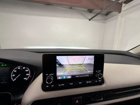 Used 2024 Honda HR-V LX image 14