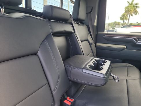 Used 2024 Chevrolet Silverado 2500 LT w/ Midnight Edition AWD/4WD image 13