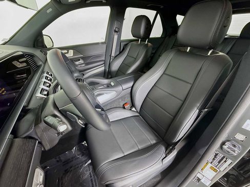 Used 2026 Mercedes-Benz GLE 450 4MATIC image 5