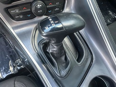 Used 2018 Dodge Challenger SXT w/ Blacktop Package image 9