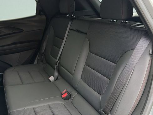 Used 2023 Chevrolet TrailBlazer RS AWD/4WD image 27