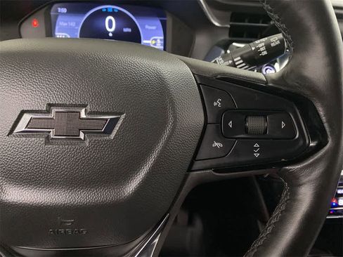 Used 2022 Chevrolet Bolt EUV Premier image 22
