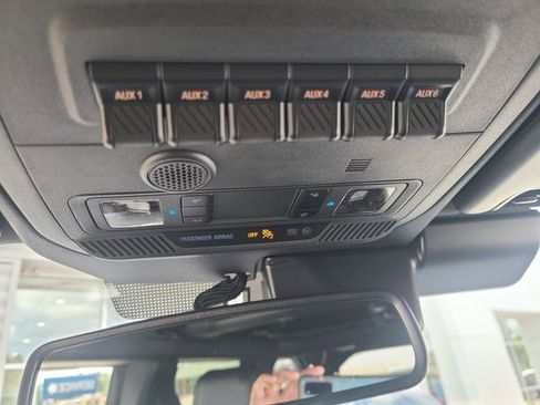 New 2025 Ford Bronco Raptor w/ Interior Carbon Fiber Pack image 16