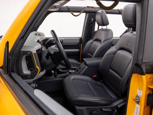 Used 2022 Ford Bronco Badlands w/ Sasquatch Package image 13