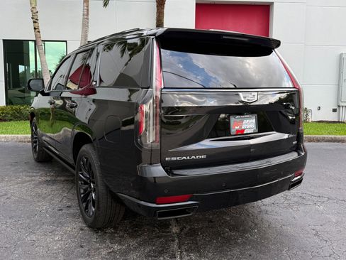 Used 2021 Cadillac Escalade Sport Platinum image 14