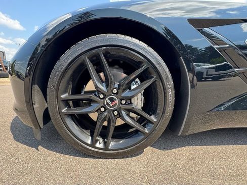 Used 2015 Chevrolet Corvette Stingray Convertible w/ 2LT Preferred Equipment Group RWD image 14