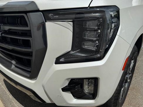 Used 2022 GMC Yukon AT4 AWD/4WD image 25