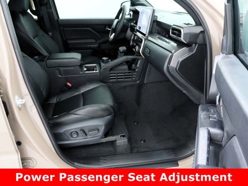 Used 2026 Toyota Tacoma TRD Sport image 39