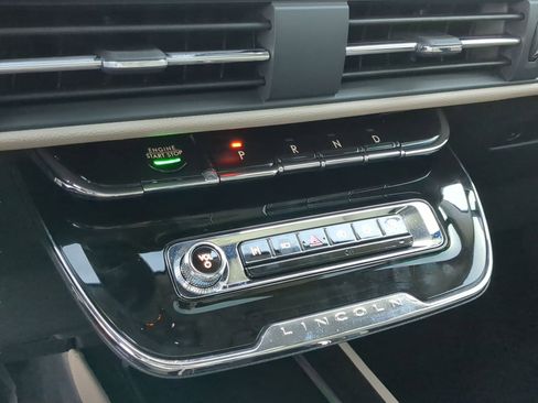 New 2026 Lincoln Corsair Reserve FWD image 19