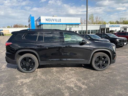 Certified 2025 GMC Acadia Elevation w/ Elevation Premium Package AWD/4WD image 2