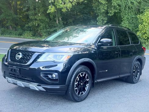 Used 2019 Nissan Pathfinder SL AWD/4WD image 3