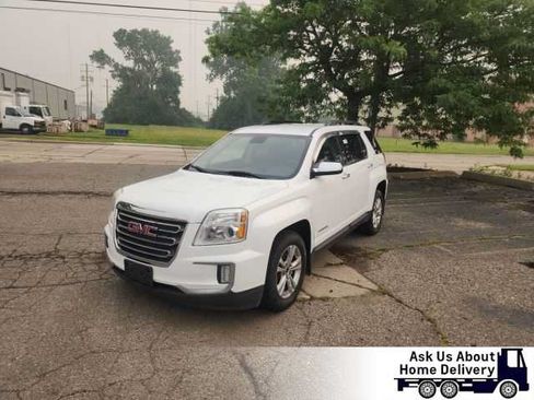 Used 2017 GMC Terrain SLE w/ Driver Alert Package I FWD image 1