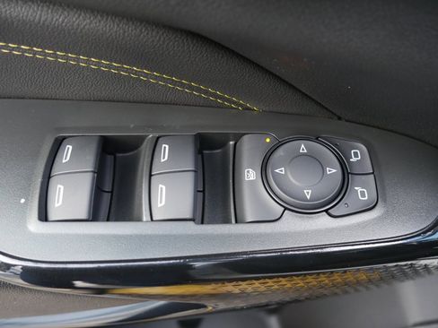 New 2026 Chevrolet Trax ACTIV w/ Sunroof Package image 31