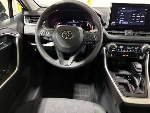 Used 2024 Toyota RAV4 XLE FWD image 11
