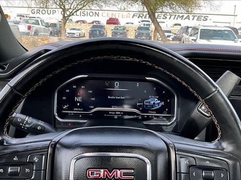 Used 2025 GMC Sierra 2500 AT4 w/ AT4 Premium Plus Package image 26