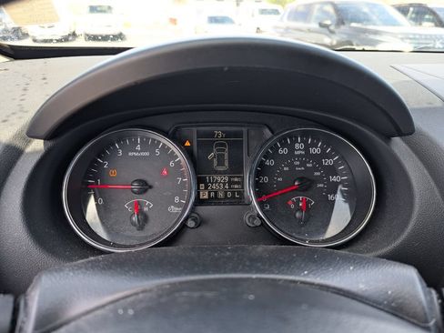 Used 2013 Nissan Rogue SL AWD/4WD image 21