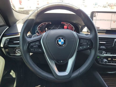 Used 2023 BMW 530i w/ Premium Package RWD image 24