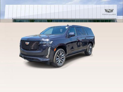 Certified 2024 Cadillac Escalade ESV Sport w/ Touring Package AWD/4WD image 4