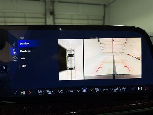 New 2026 Chevrolet Traverse RS w/ LPO, Floor Liner Package image 30