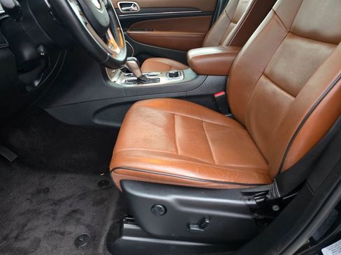 Used 2017 Jeep Grand Cherokee Summit w/ Platinum Series Group AWD/4WD image 10