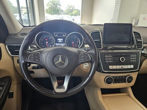 Used 2017 Mercedes-Benz GLS 450 4MATIC image 20