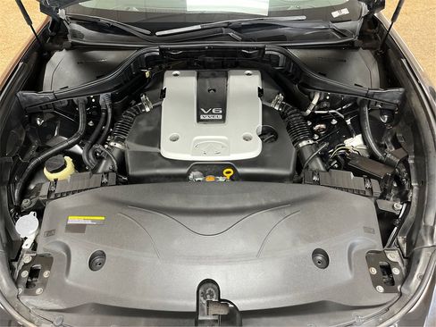 Used 2015 INFINITI Q70 L 3.7 image 36