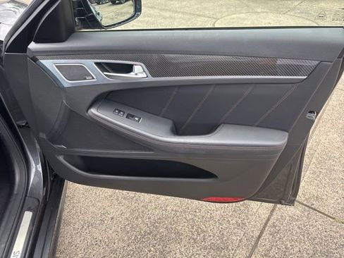 Used 2018 Genesis G80 3.3T Sport AWD/4WD image 36