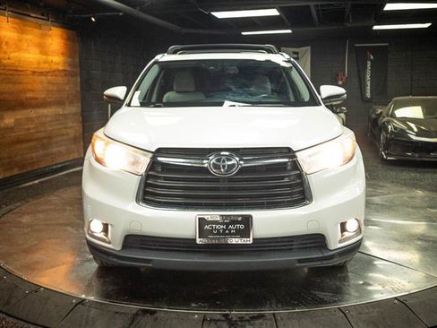 Used 2016 Toyota Highlander Limited Platinum AWD/4WD image 4
