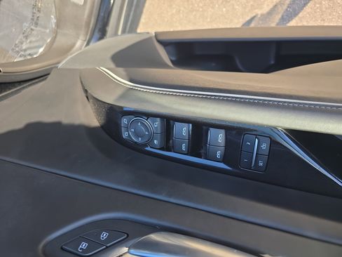 Used 2021 Cadillac Escalade ESV Sport Platinum w/ Heavy-Duty Trailer Package image 30