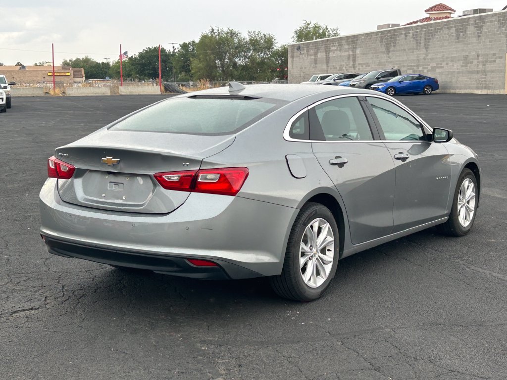 Used 2024 Chevrolet Malibu LT FWD image 3