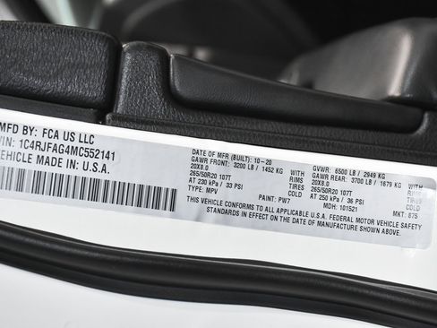 Used 2021 Jeep Grand Cherokee Laredo X image 15