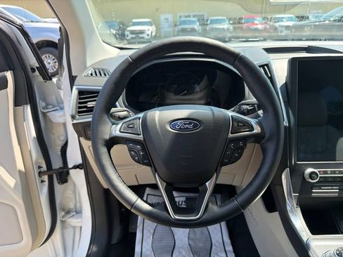 Used 2023 Ford Edge Titanium AWD/4WD image 24